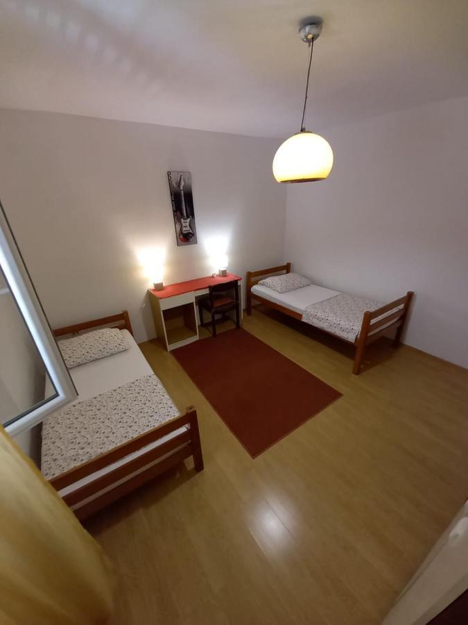 Apartman Sara Preko Exteriér fotografie