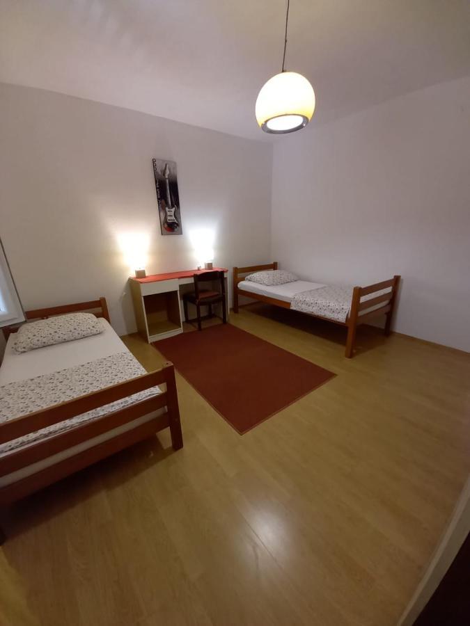 Apartman Sara Preko Exteriér fotografie